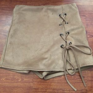 Suede skort